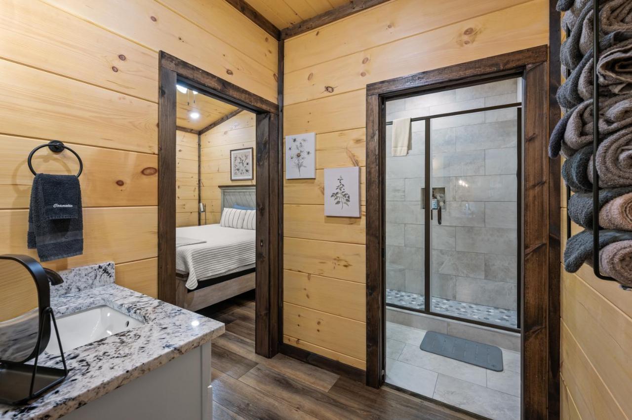 New Cozy Mountain Cabin Hot Tub Near Downtown Gatlinburg Luaran gambar