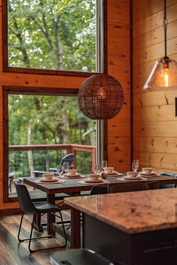 New Cozy Mountain Cabin Hot Tub Near Downtown Gatlinburg Luaran gambar