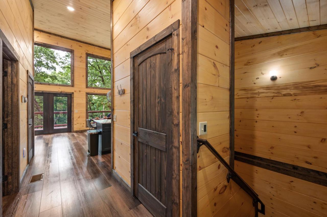 New Cozy Mountain Cabin Hot Tub Near Downtown Gatlinburg Luaran gambar