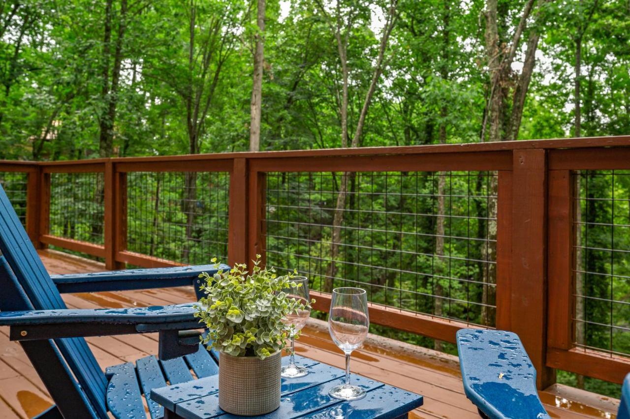New Cozy Mountain Cabin Hot Tub Near Downtown Gatlinburg Luaran gambar
