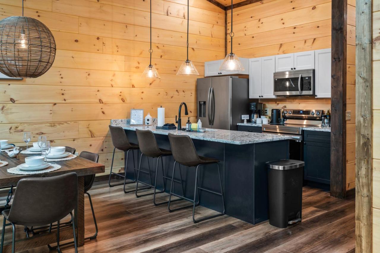 New Cozy Mountain Cabin Hot Tub Near Downtown Gatlinburg Luaran gambar