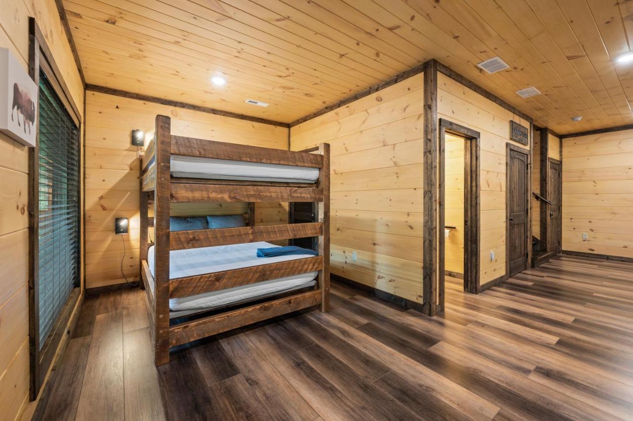 New Cozy Mountain Cabin Hot Tub Near Downtown Gatlinburg Luaran gambar