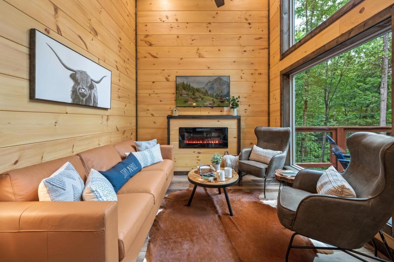 New Cozy Mountain Cabin Hot Tub Near Downtown Gatlinburg Luaran gambar